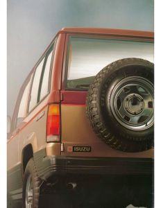 Isuzu Trooper 1988_Page4.jpg